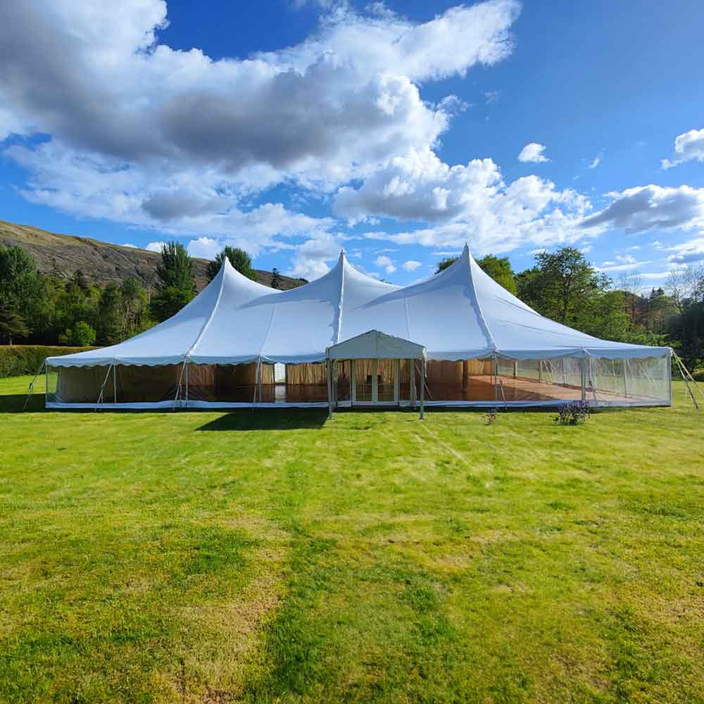 80 x 40ft Wedding marquee 